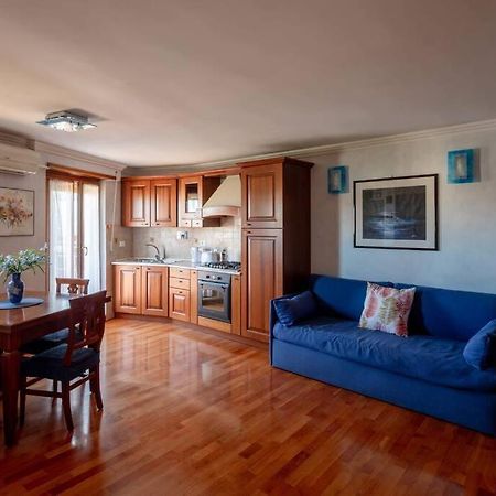 Attico Per Quattro Persone Sulla Nomentana, Wi-Fi, Aria Condizionata Apartment Rome Luaran gambar