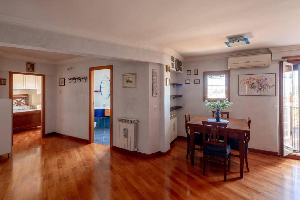 Attico Per Quattro Persone Sulla Nomentana, Wi-Fi, Aria Condizionata Apartment Rome Luaran gambar