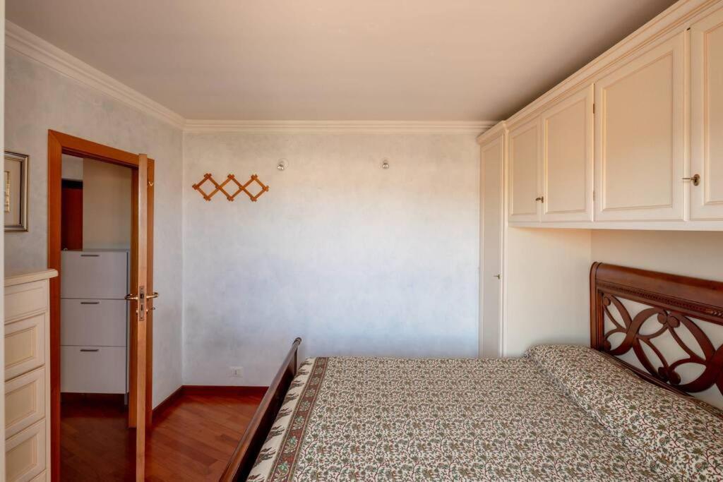 Attico Per Quattro Persone Sulla Nomentana, Wi-Fi, Aria Condizionata Apartment Rome Luaran gambar
