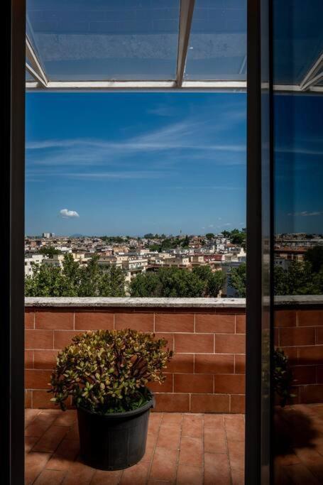 Attico Per Quattro Persone Sulla Nomentana, Wi-Fi, Aria Condizionata Apartment Rome Luaran gambar