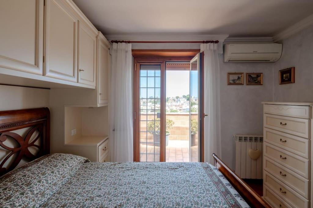 Attico Per Quattro Persone Sulla Nomentana, Wi-Fi, Aria Condizionata Apartment Rome Luaran gambar